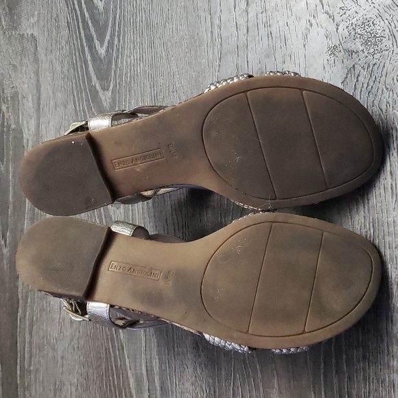 Enzo Angiolini Eatriton Thong Full Support Back Strap Gold Woven Sandals Sz 9.5 - Picture 5 of 10